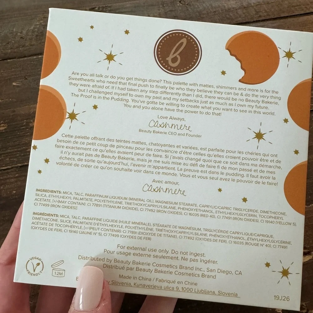 NEW! Beauty Bakerie Proof is in the Puddin’ Eyeshadow Palette
